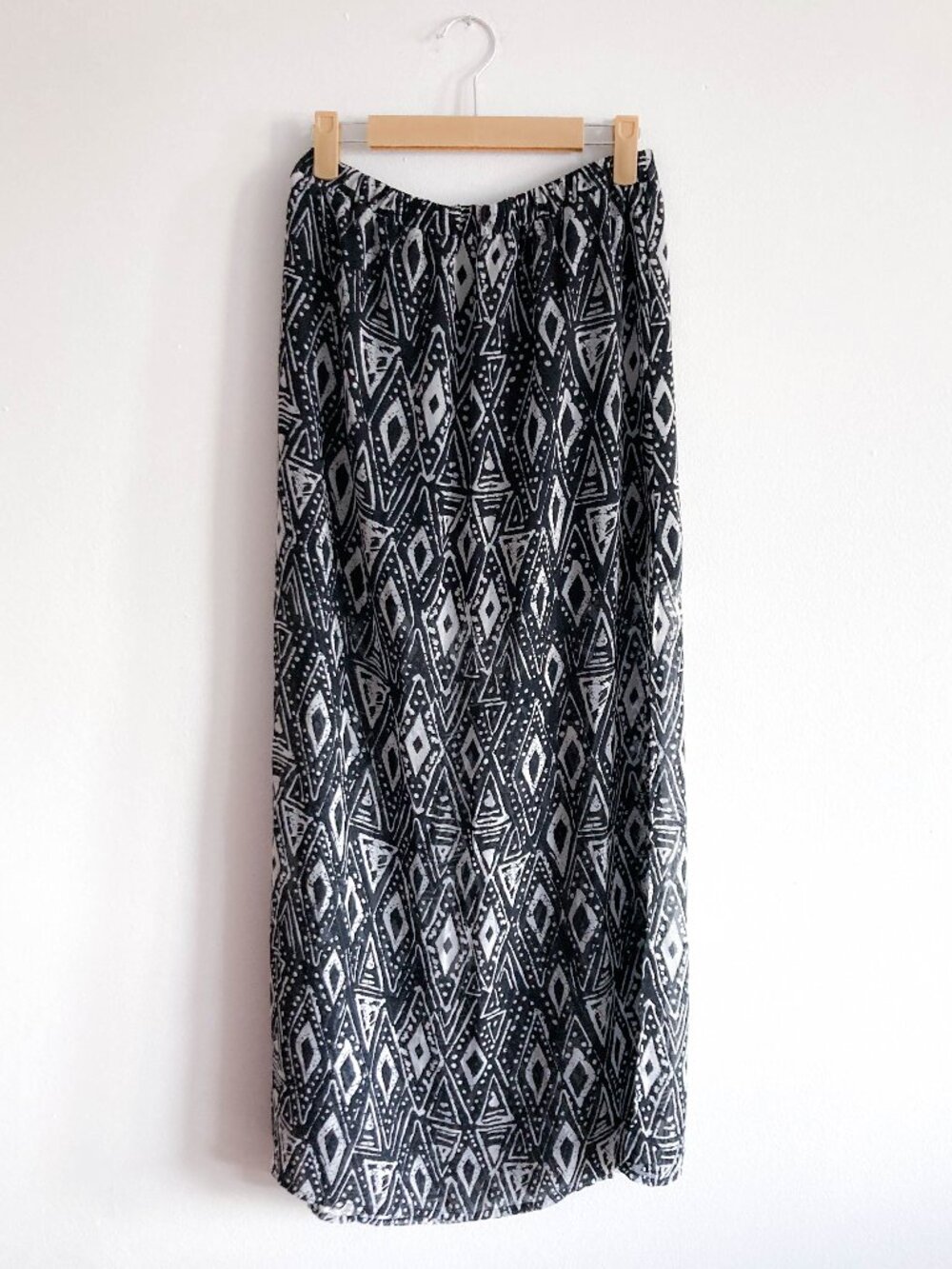 Boho black and white print maxi skirt